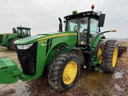 2018 John Deere 8245R Image