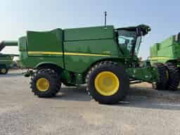 2024 John Deere S780 Image