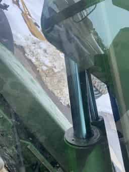 2002 John Deere 3400 Image