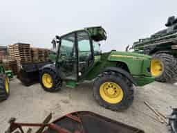 2002 John Deere 3400 Image