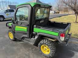 2019 John Deere XUV 835R Image