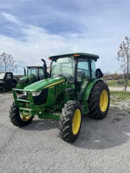 2021 John Deere 5075E Image