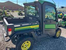 2024 John Deere XUV 835R Image