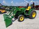 2017 John Deere 3032E