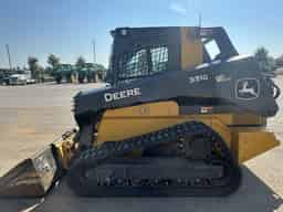 2021 John Deere 331G Image