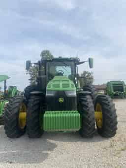 2023 John Deere 8R 410 Image