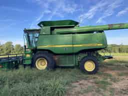 2004 John Deere 9860 STS Image