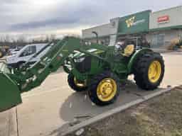 2015 John Deere 5075E Image