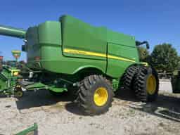 2024 John Deere S780 Image