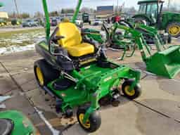 2017 John Deere Z915E Image