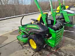 2017 John Deere Z915E Image