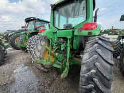2007 John Deere 7520 Image