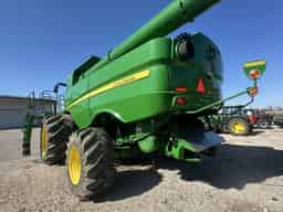 2021 John Deere S780 Image