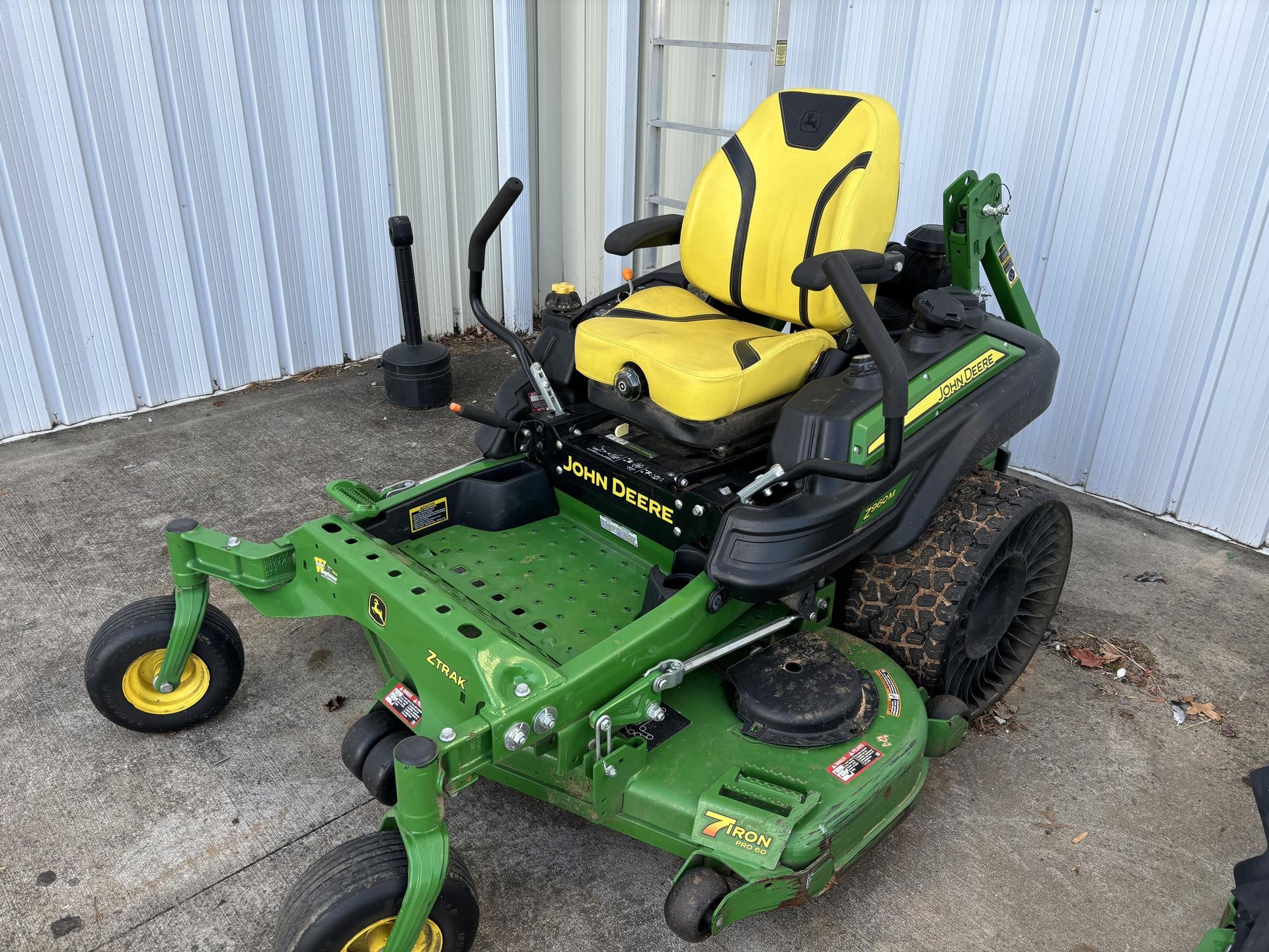 2021 John Deere Z960M Image