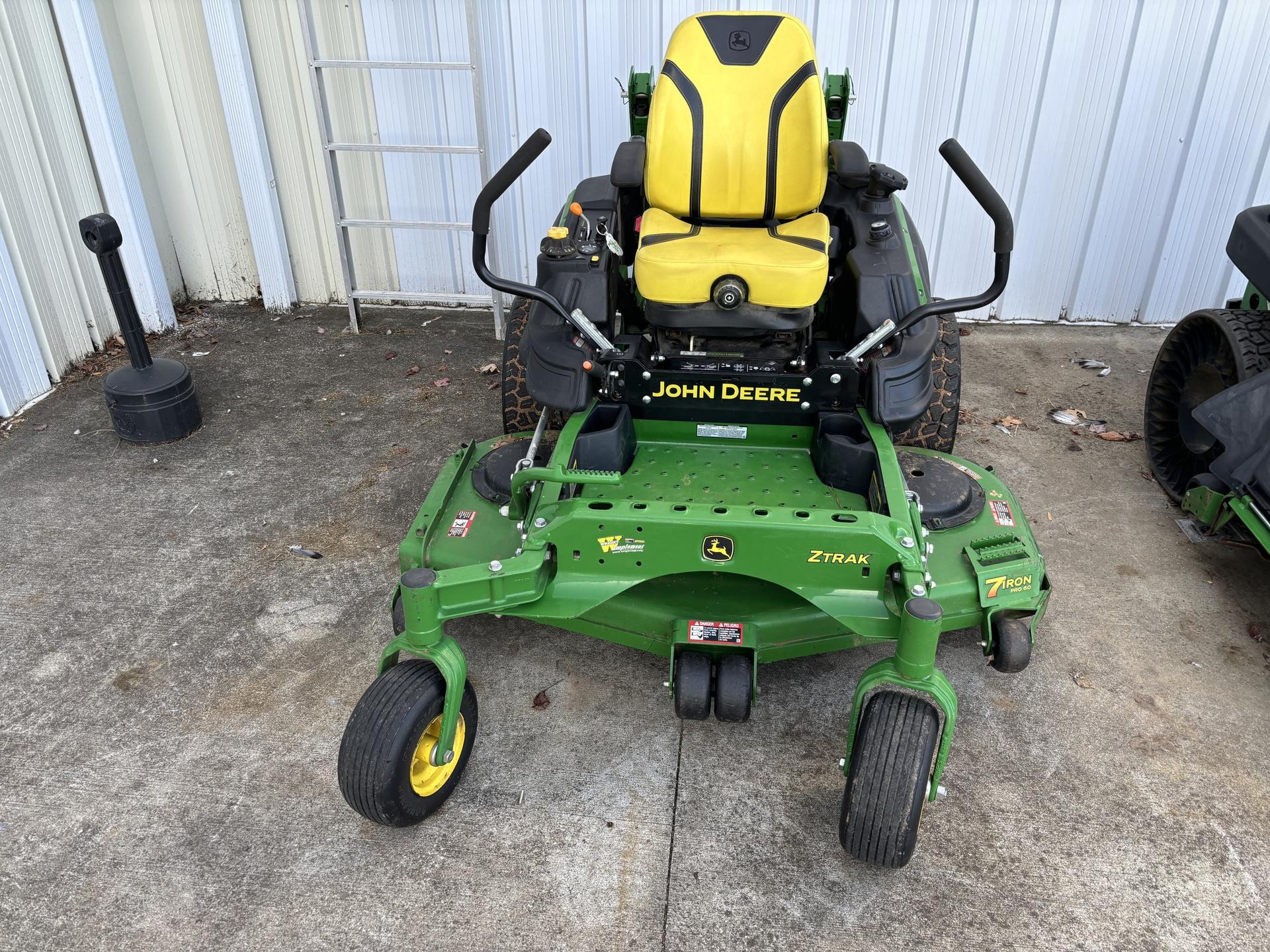 2021 John Deere Z960M Image