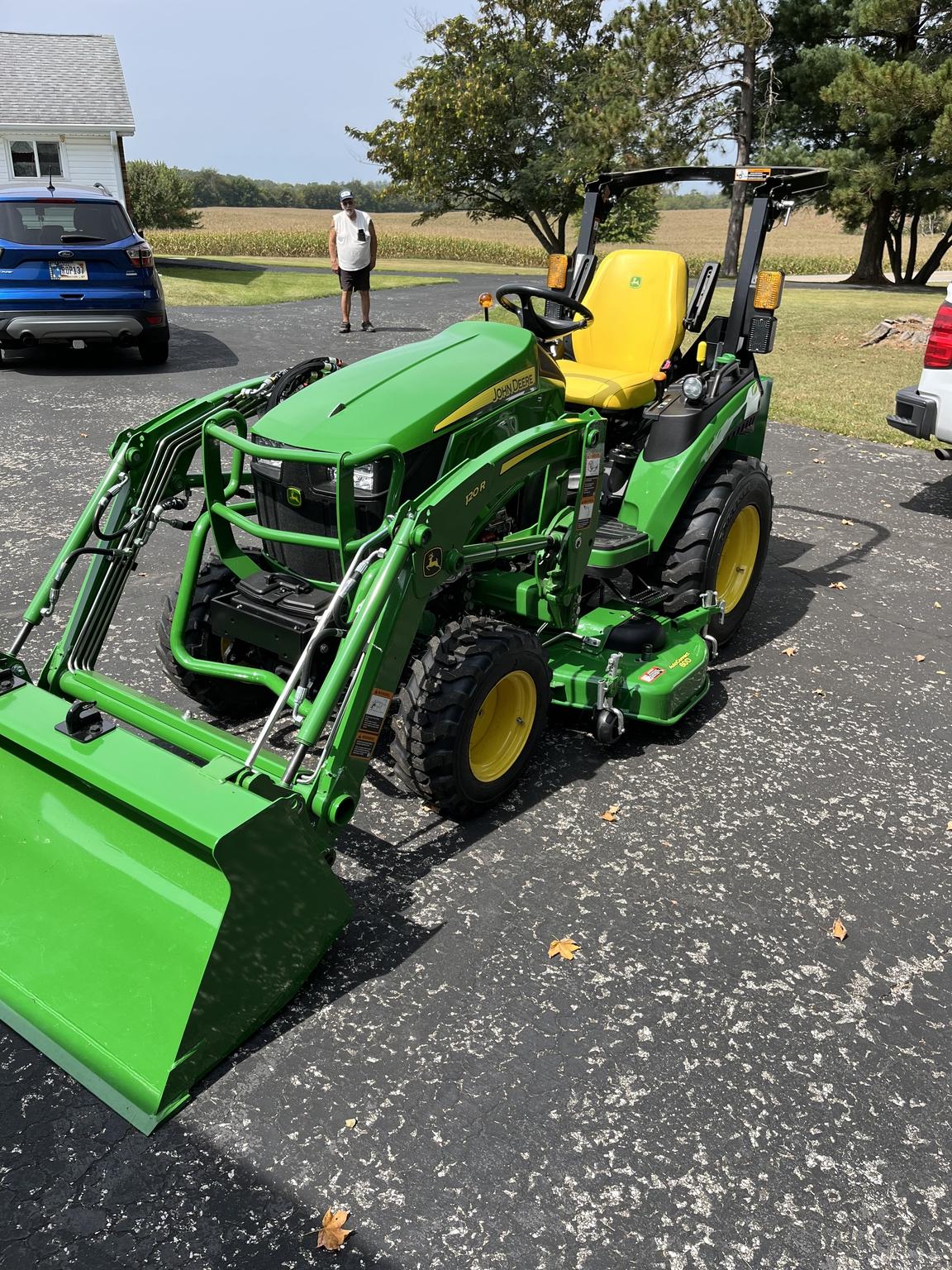 2023 John Deere 2025R Image