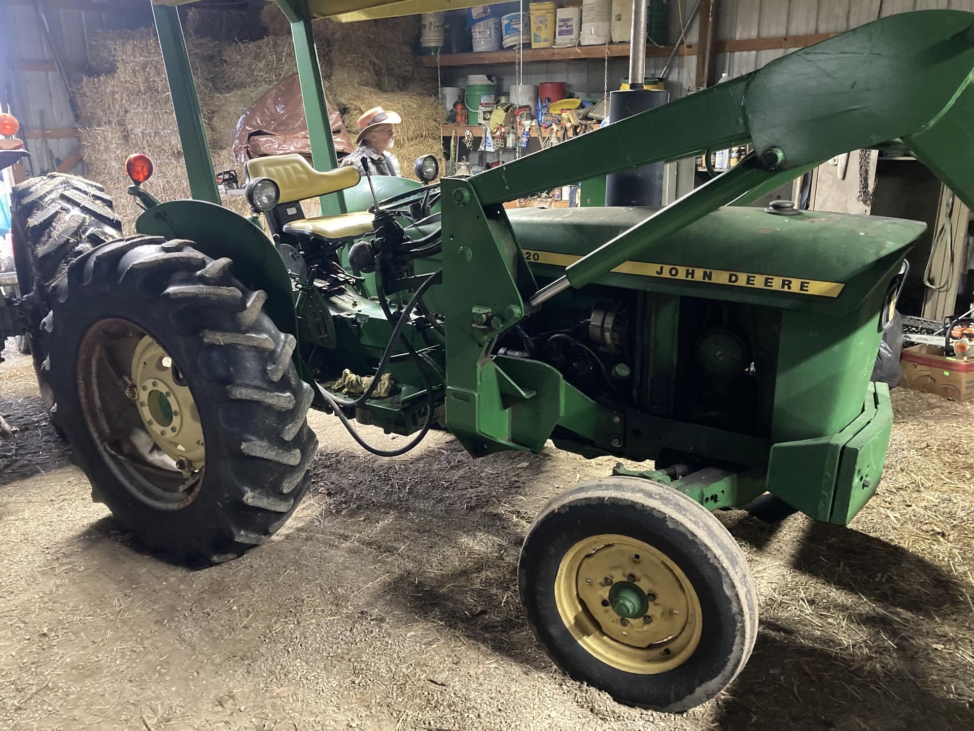 1968 John Deere 1520