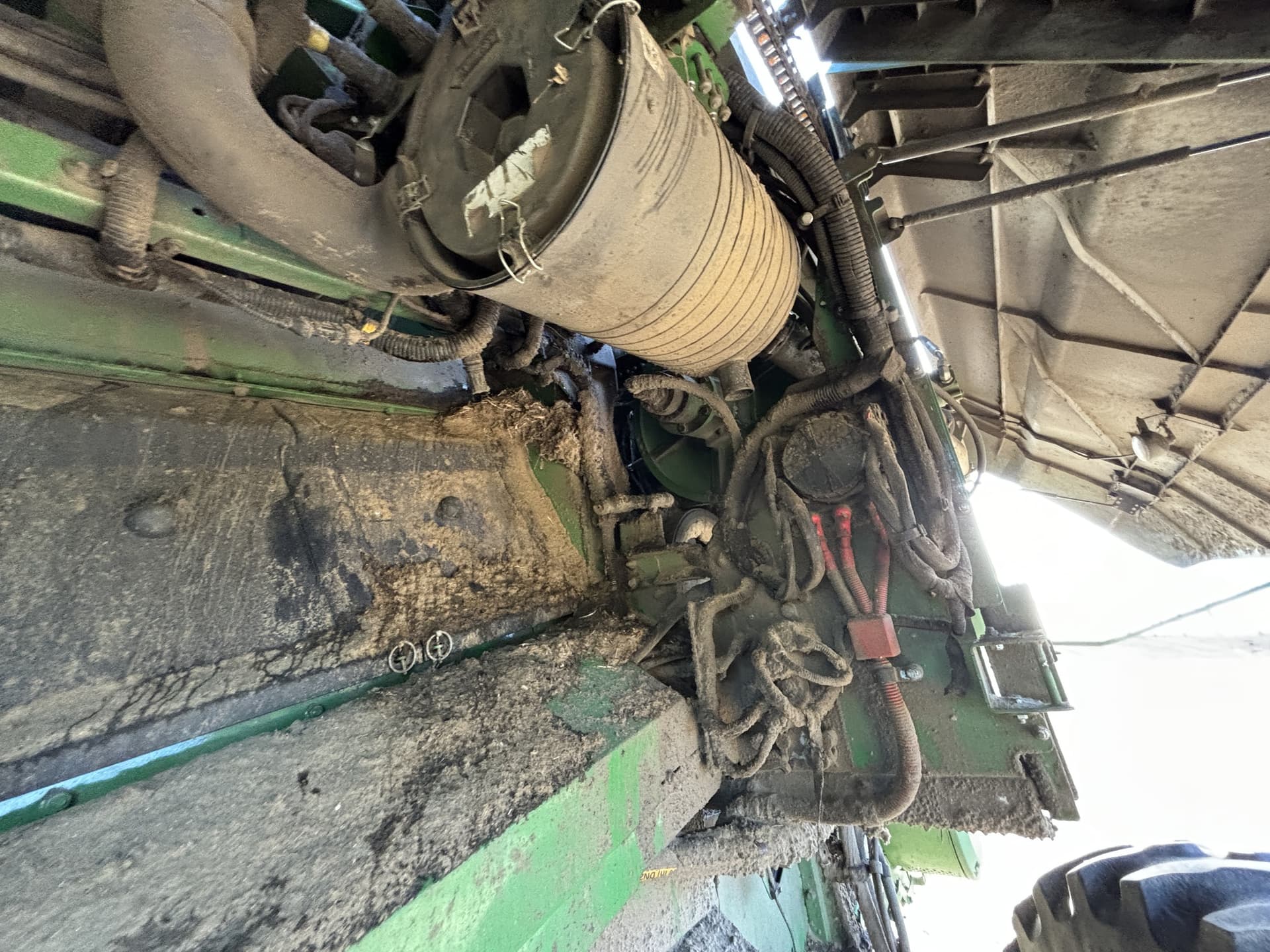 2015 John Deere S690 Image