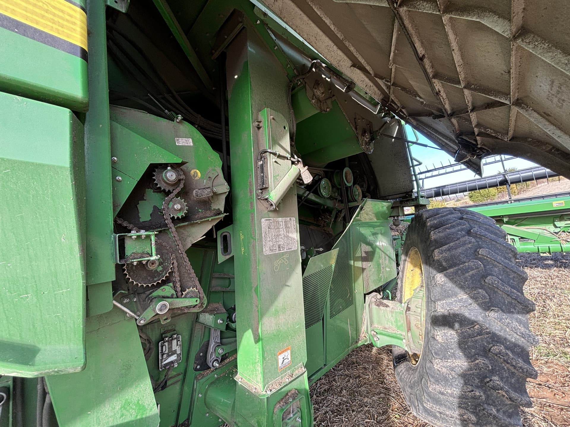 2015 John Deere S690 Image