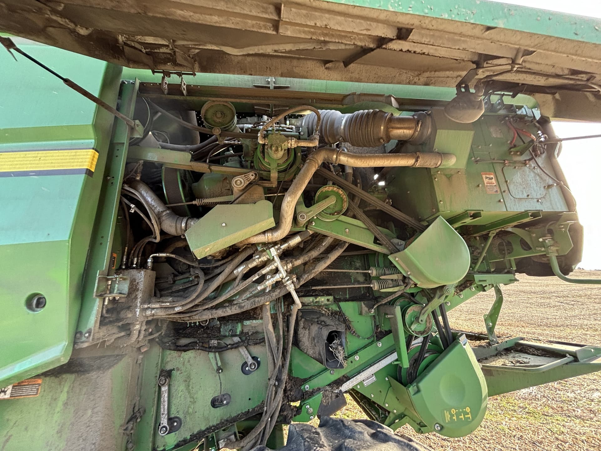 2015 John Deere S690 Image
