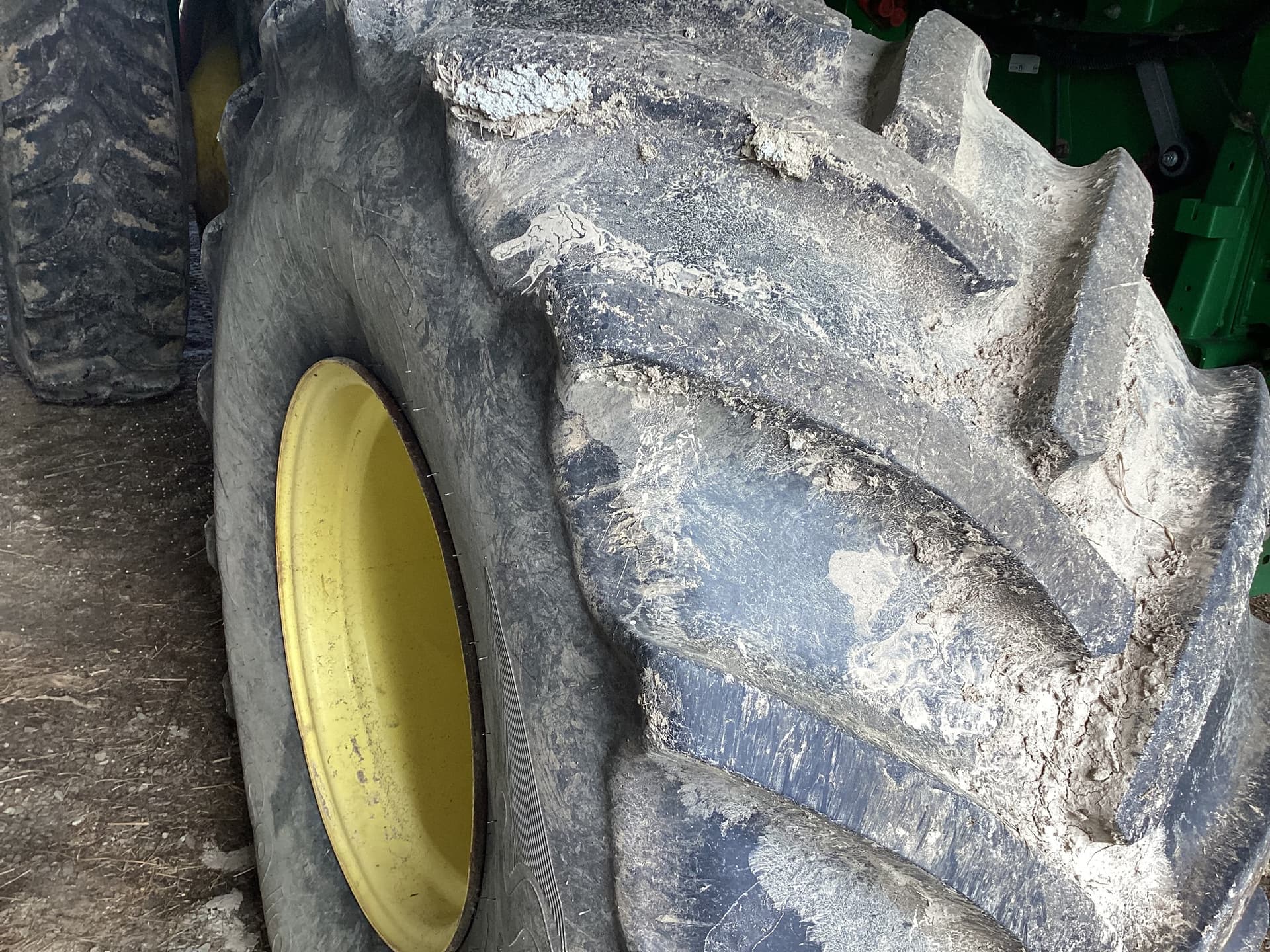 2012 John Deere S680 Image