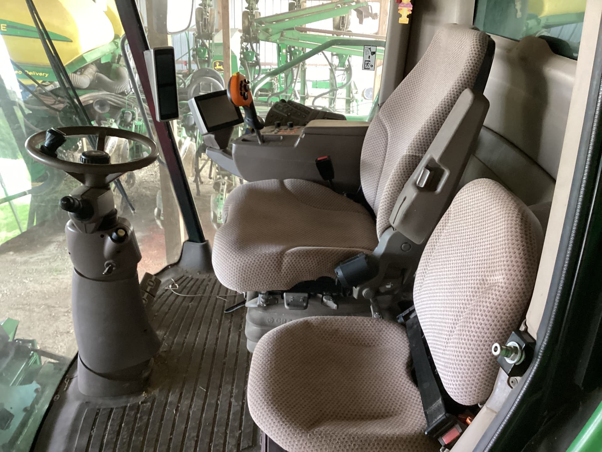 2012 John Deere S680 Image