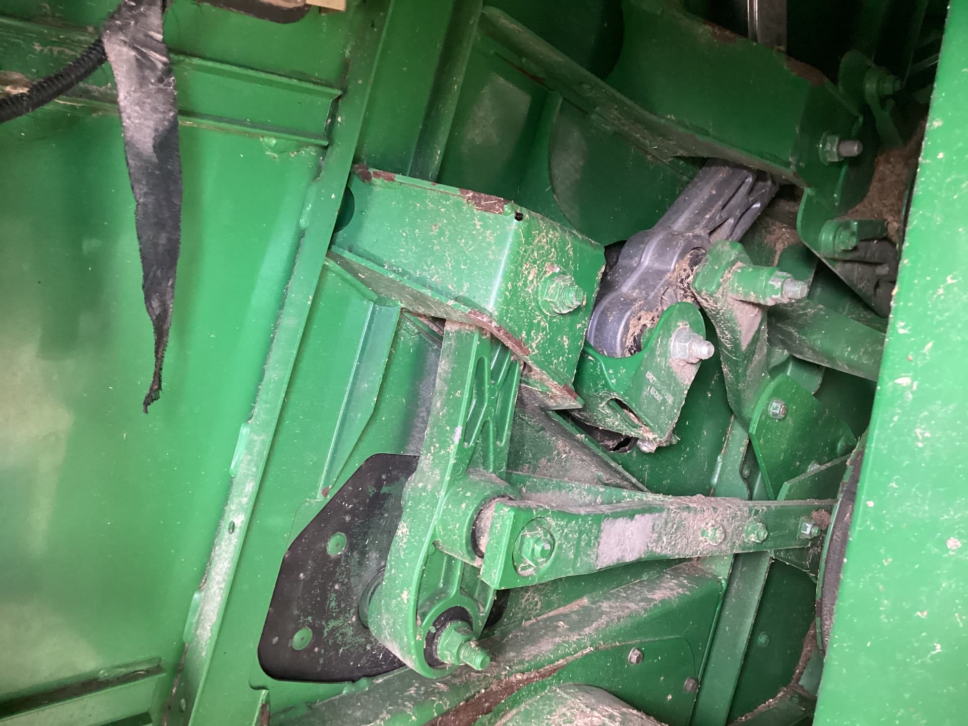 2012 John Deere S680 Image