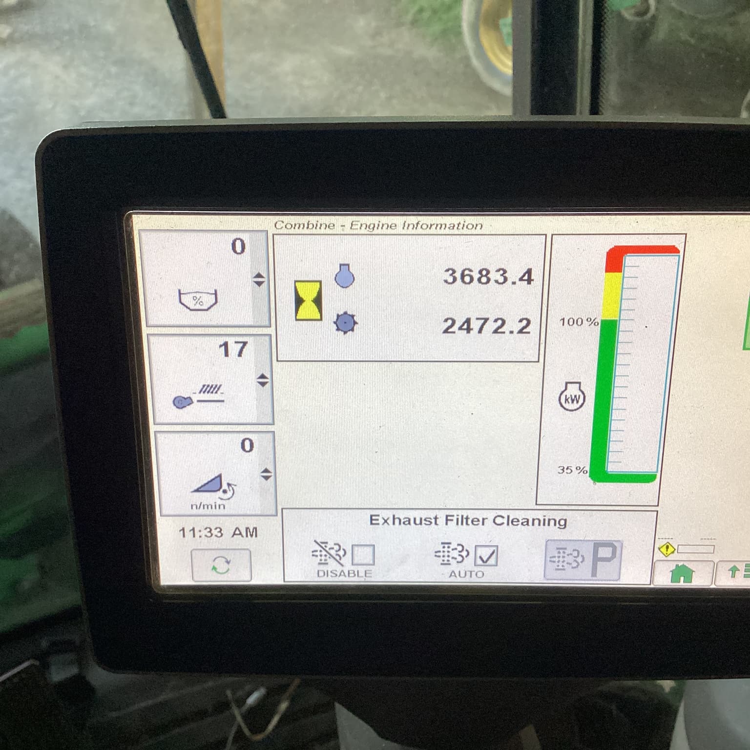 2012 John Deere S680 Image