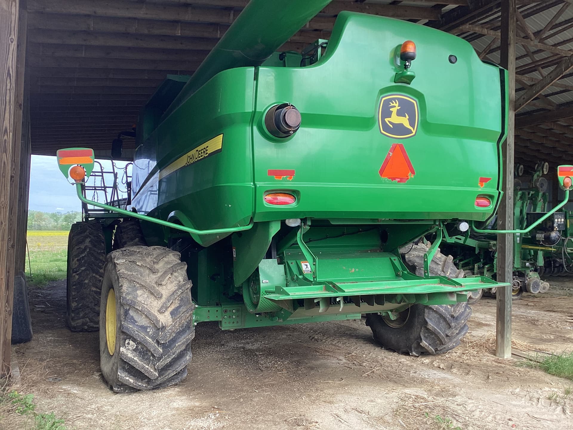 2012 John Deere S680 Image
