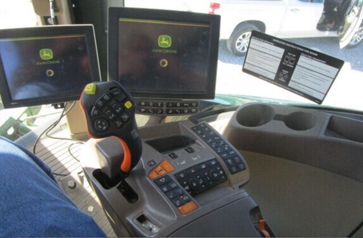 2021 John Deere R4045 Image