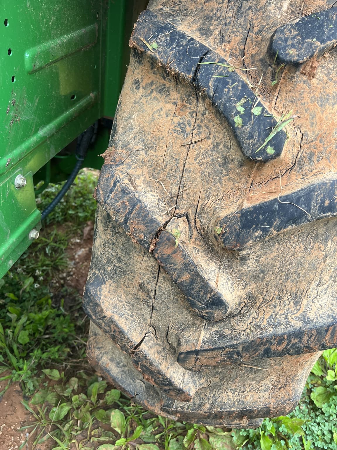 2009 John Deere 5075E Image