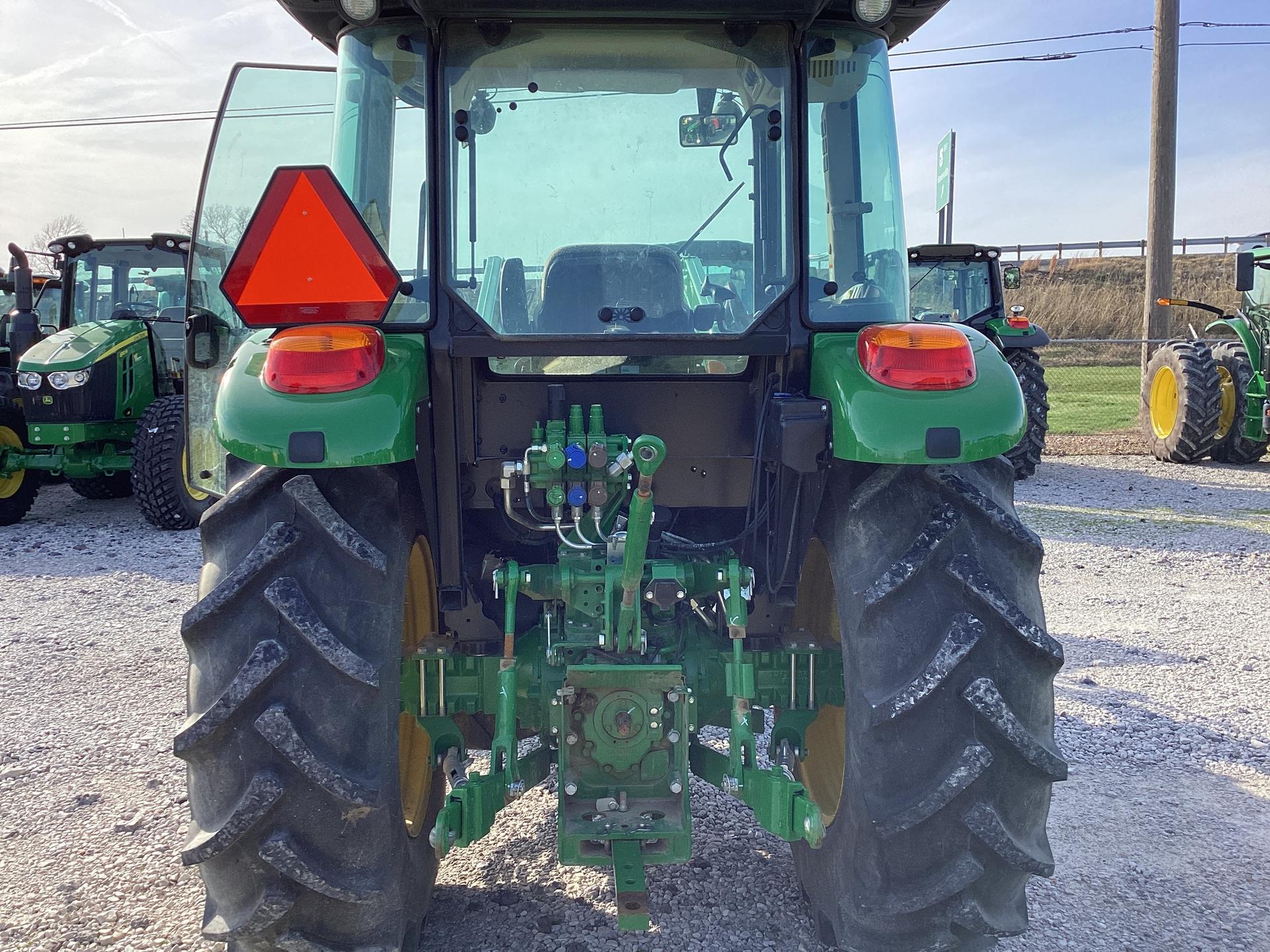 2022 John Deere 5090E