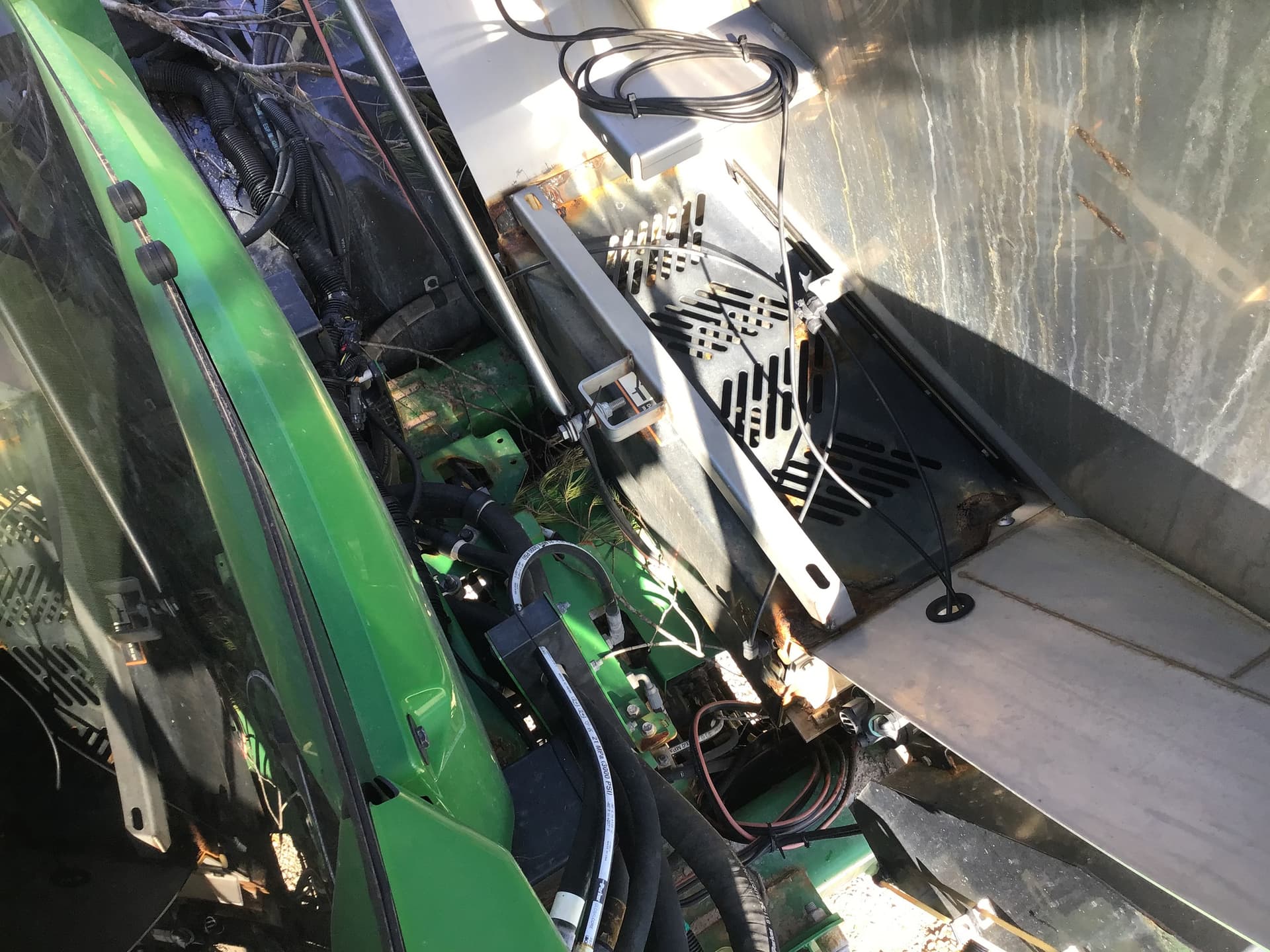 2021 John Deere R4045 Image