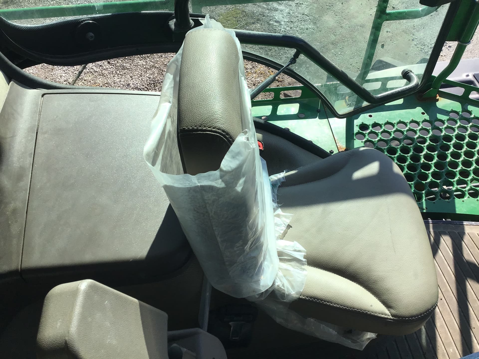 2021 John Deere R4045 Image