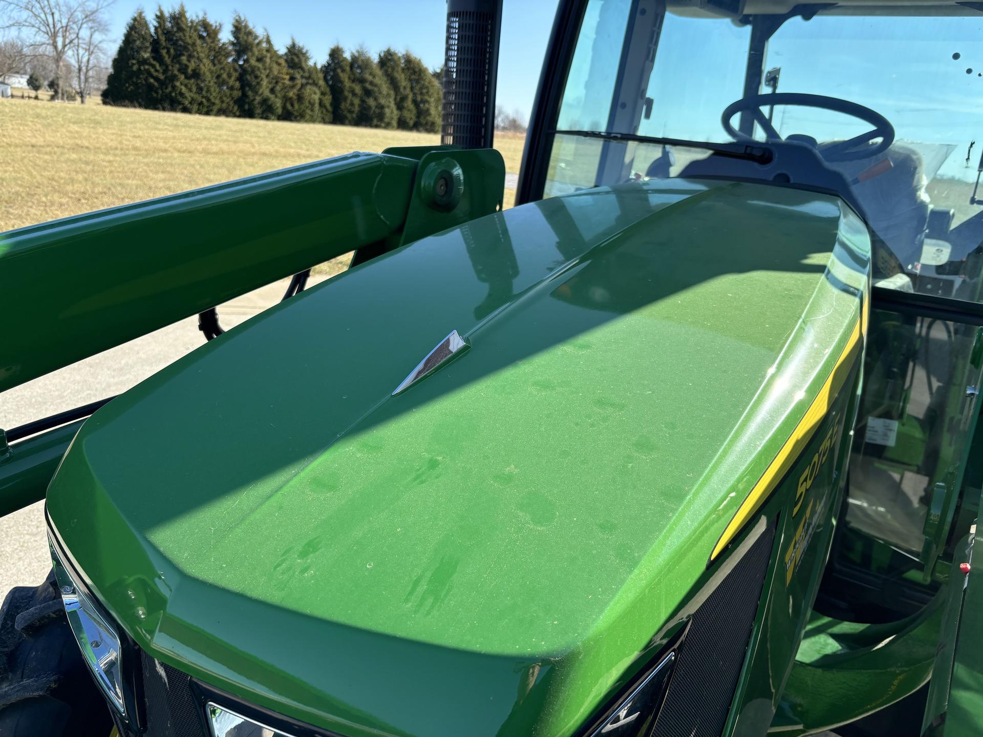 2022 John Deere 5075E Image