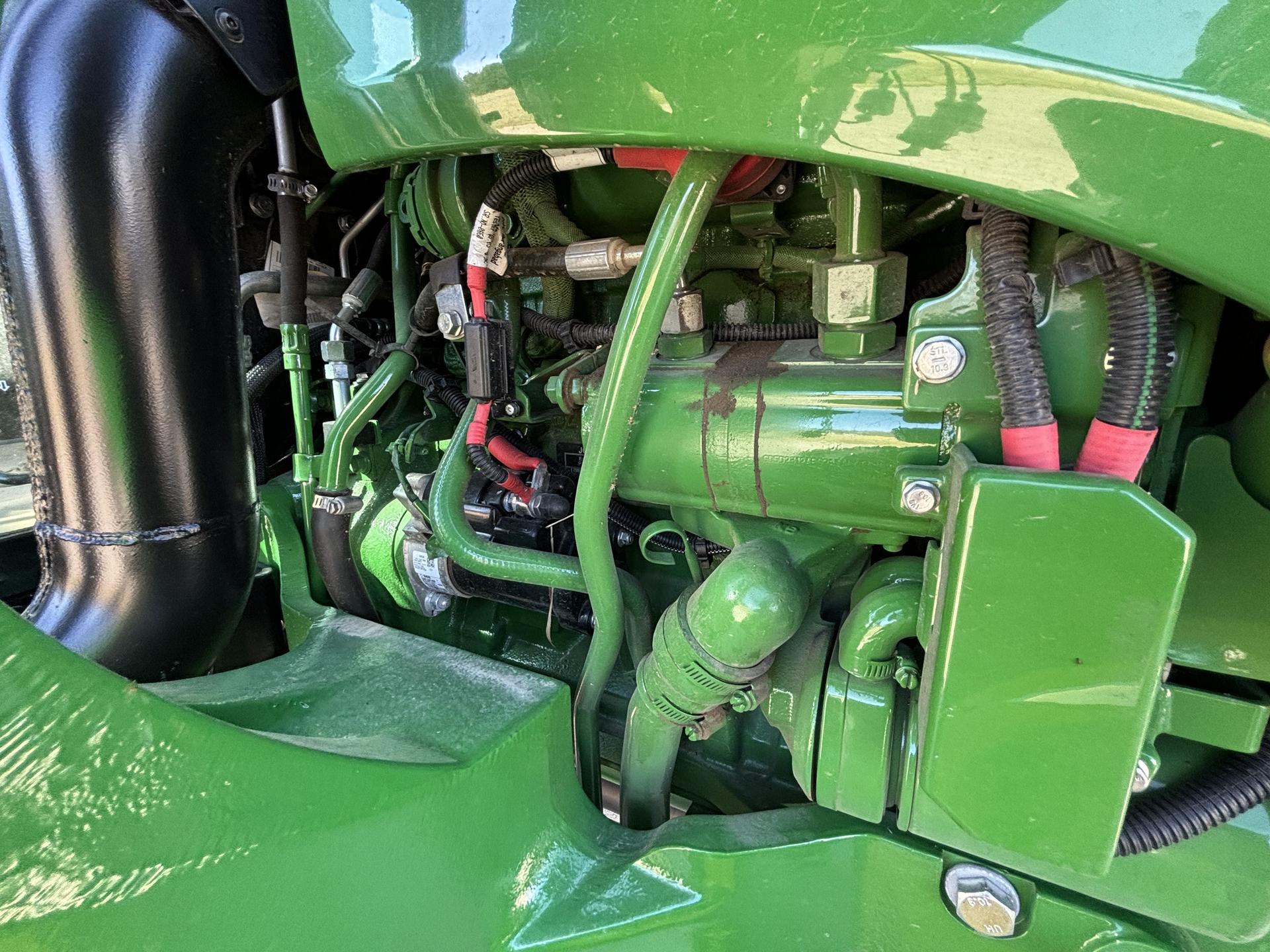 2022 John Deere 5075E Image