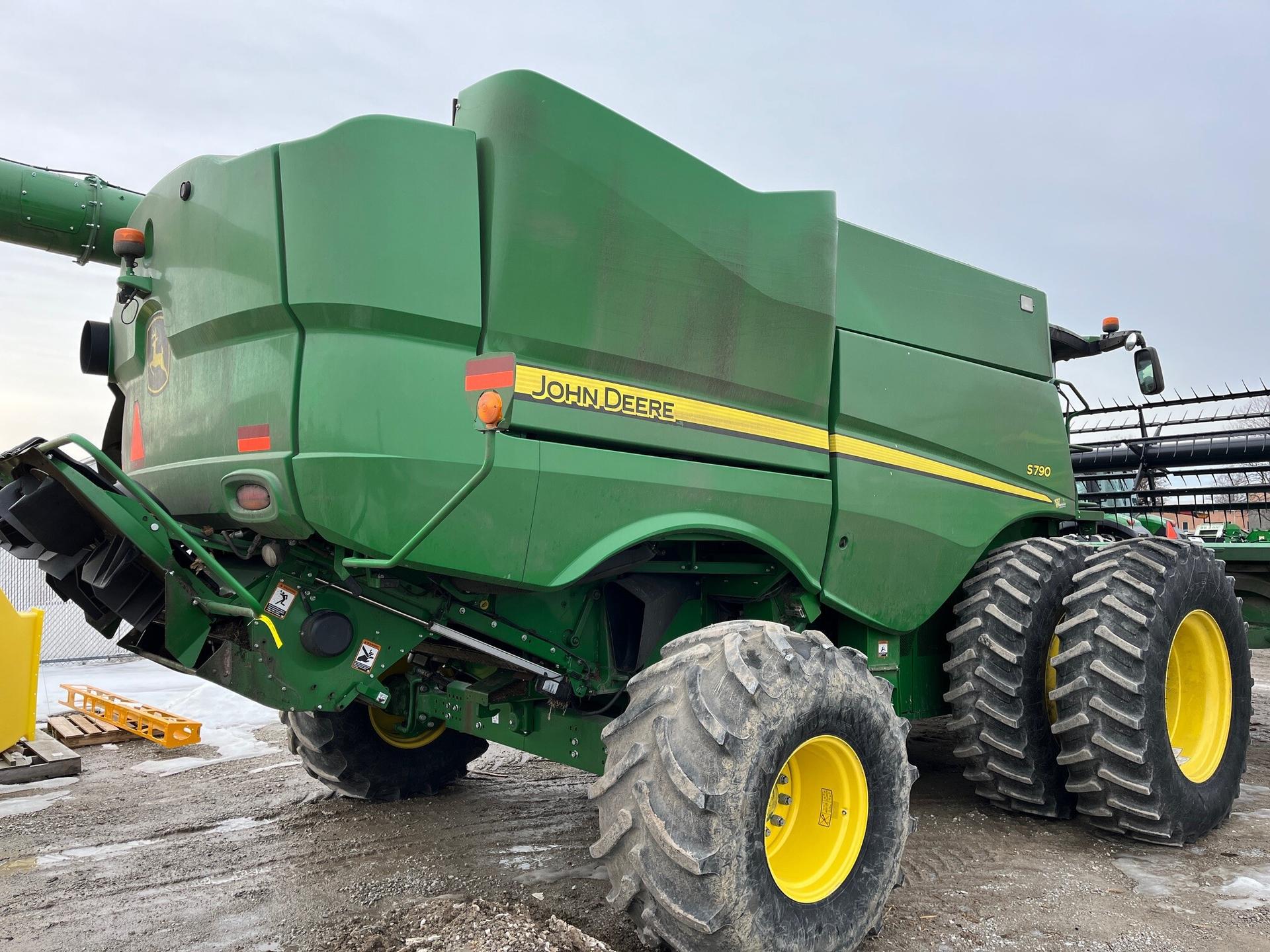 2020 John Deere S790 Image