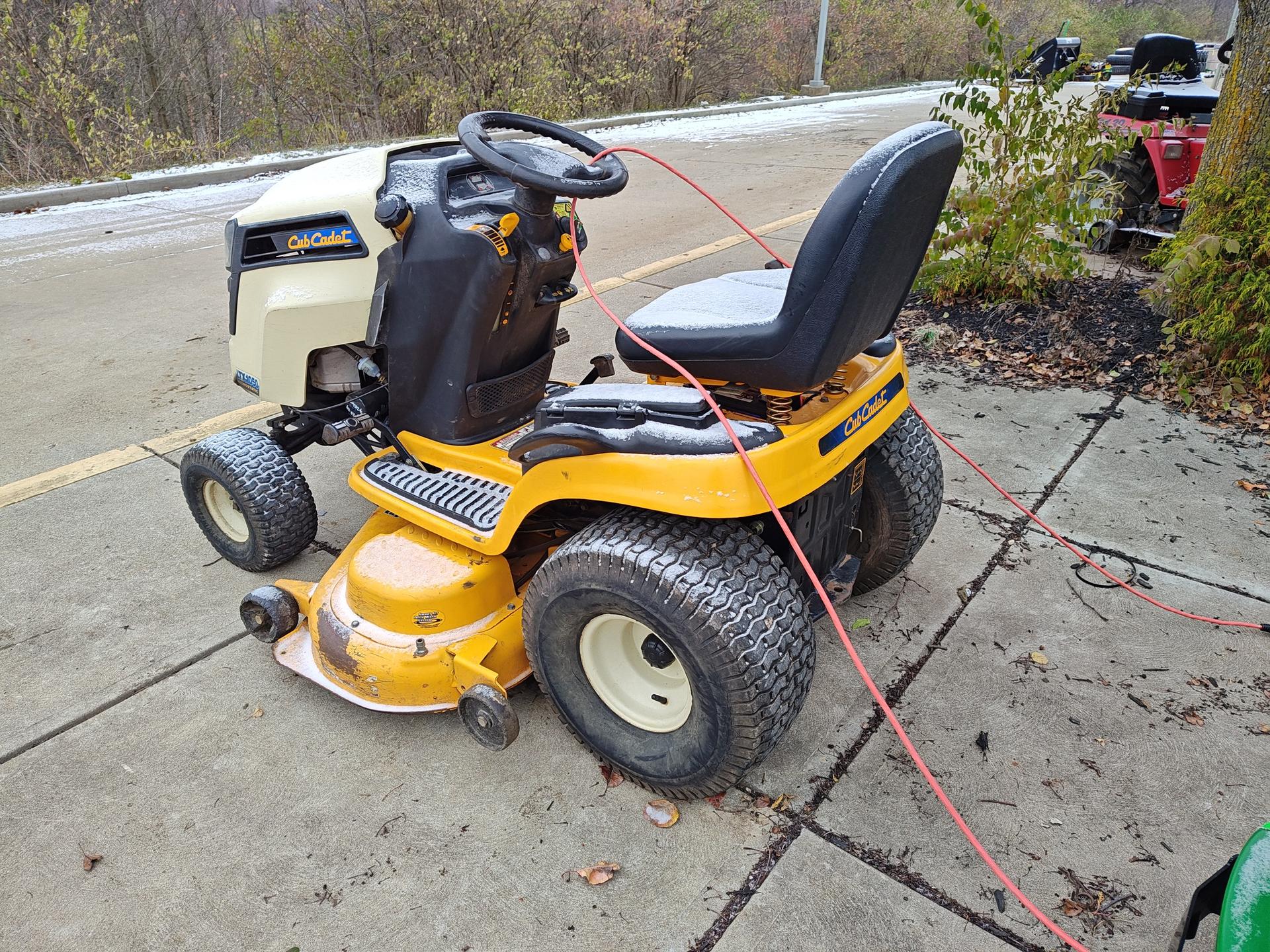 Cub Cadet LTX1050