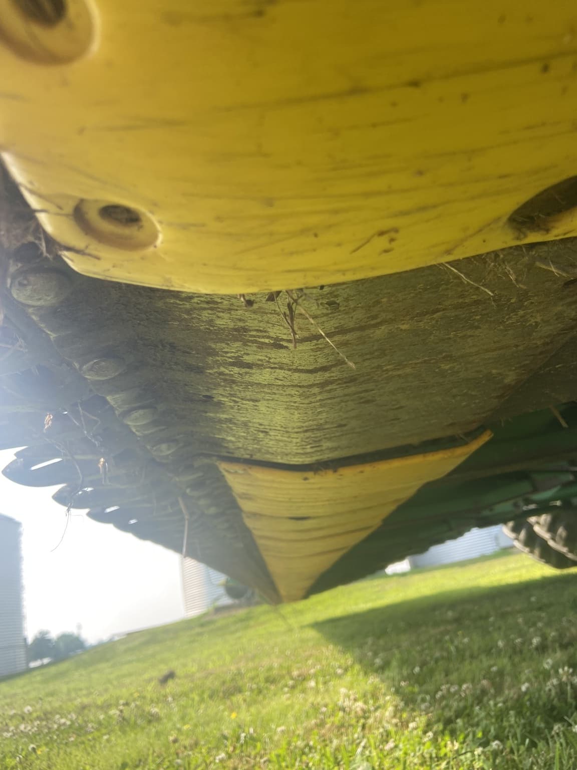 2004 John Deere 630F Image