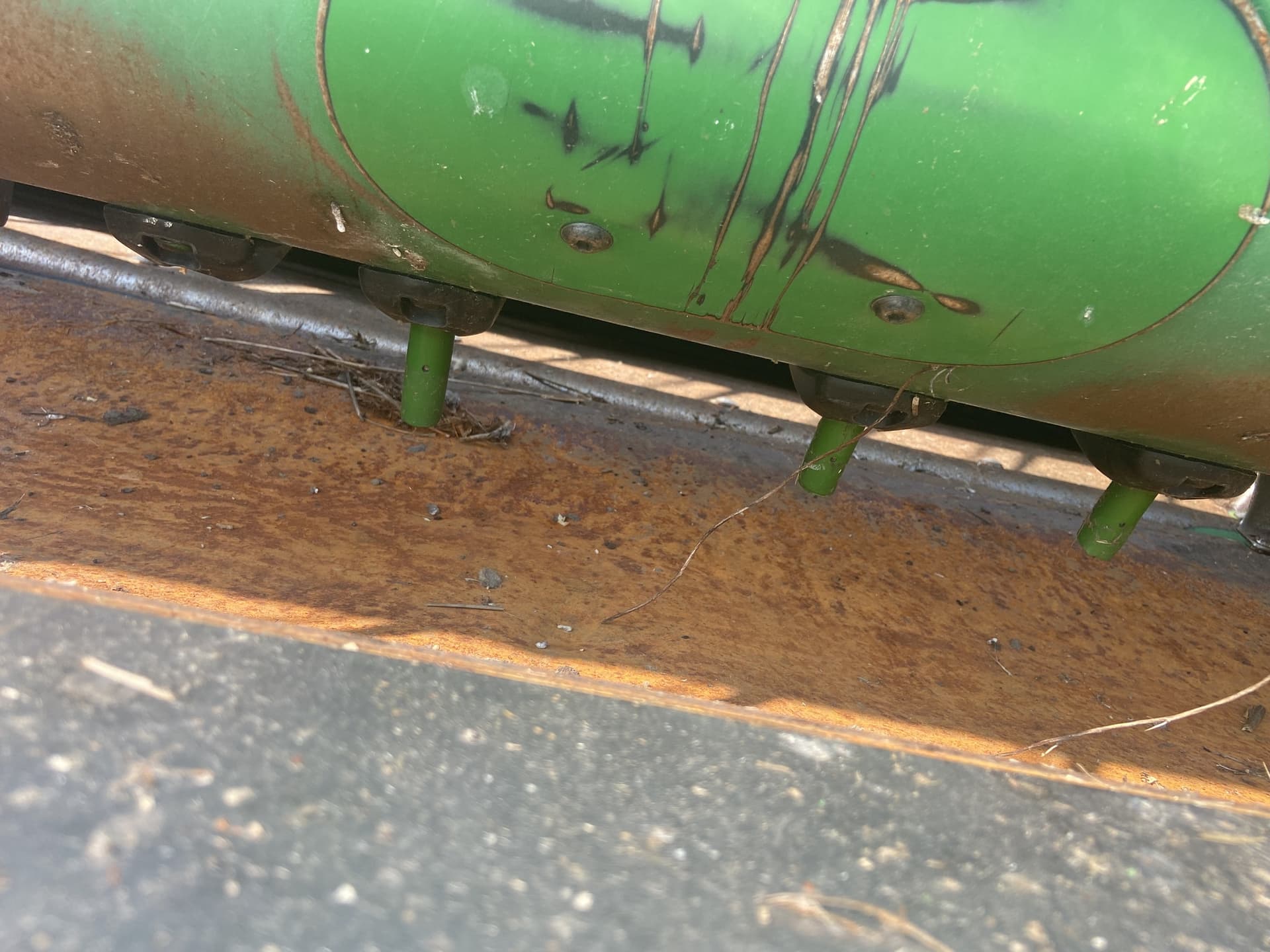 2004 John Deere 630F Image