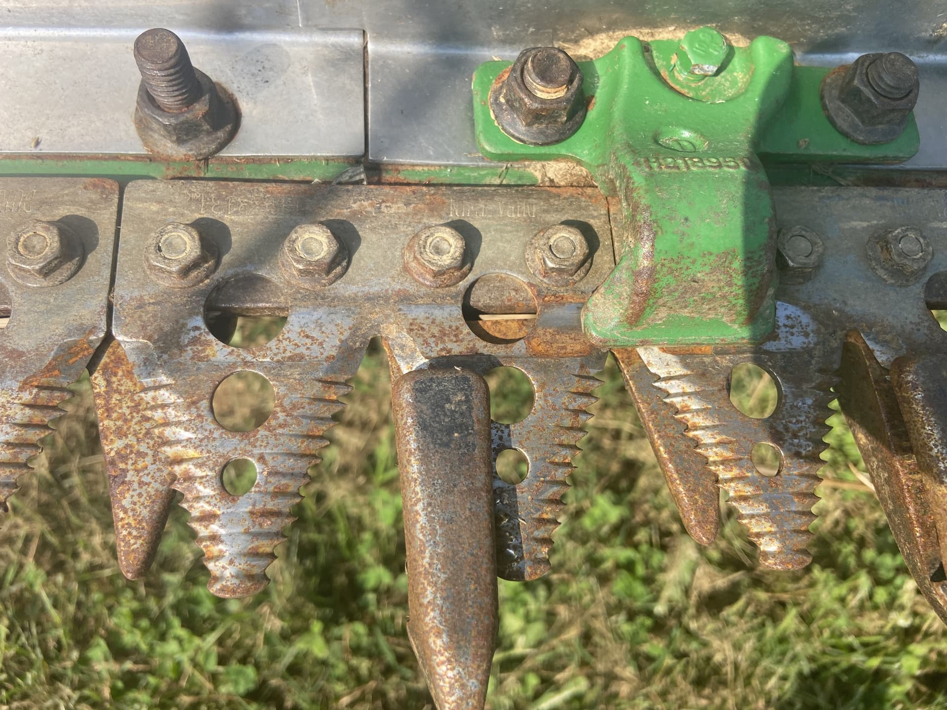 2004 John Deere 630F Image
