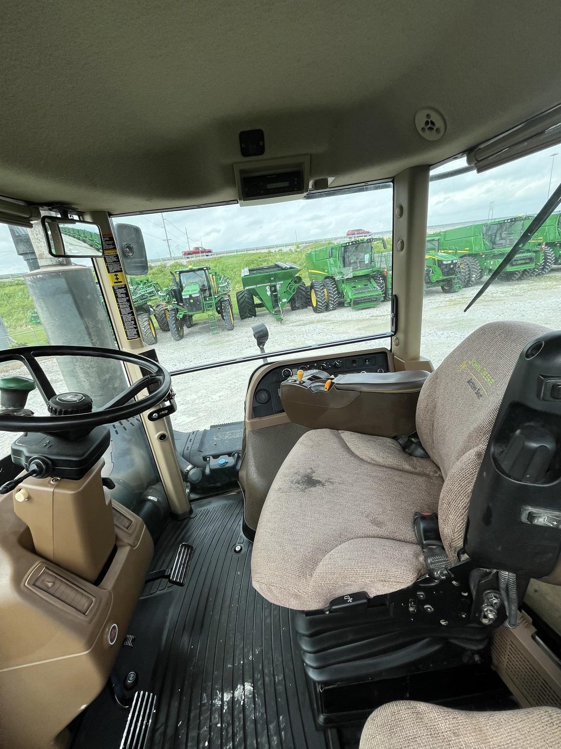 2011 John Deere 9330