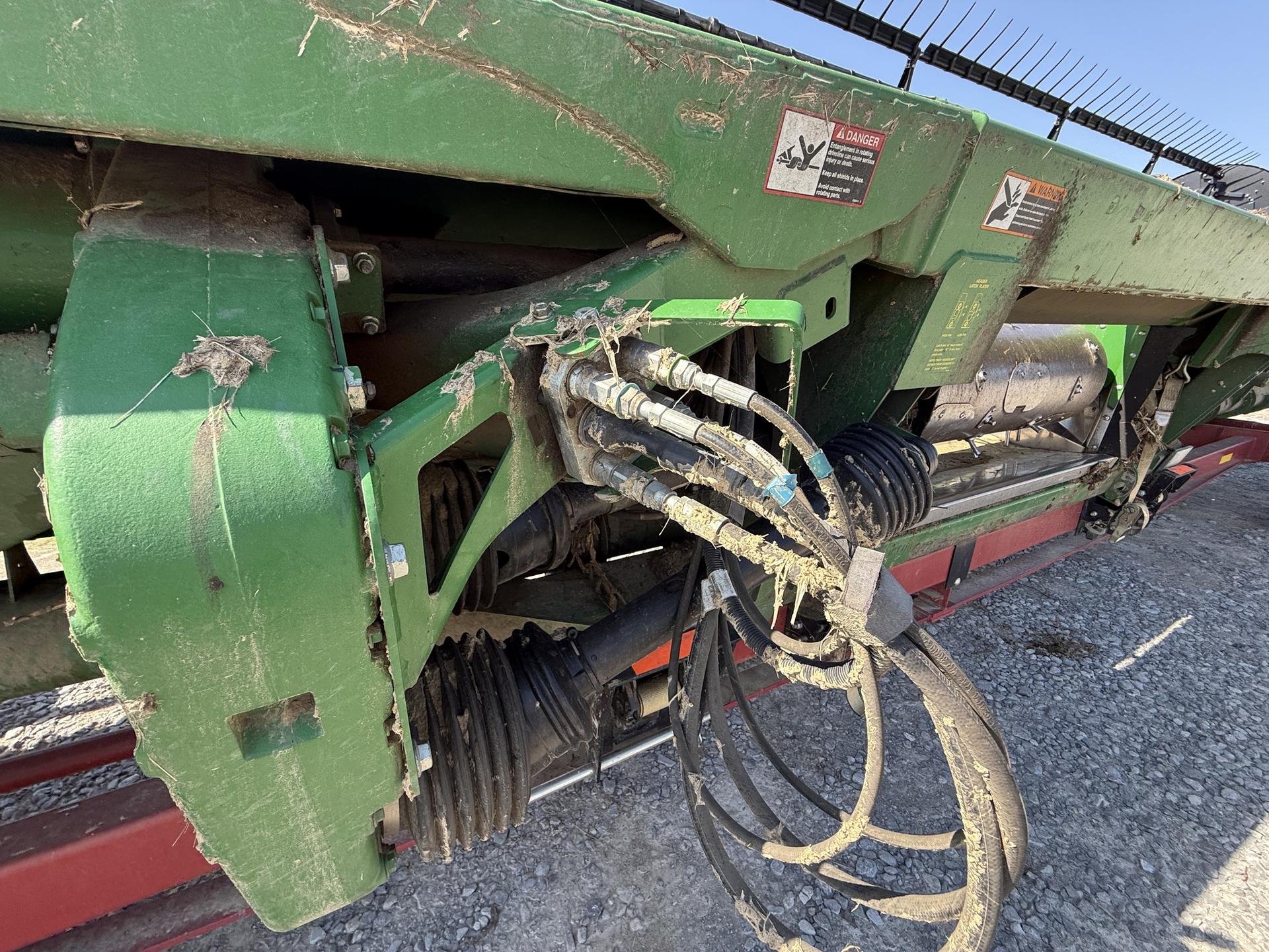 2013 John Deere 635FD Image