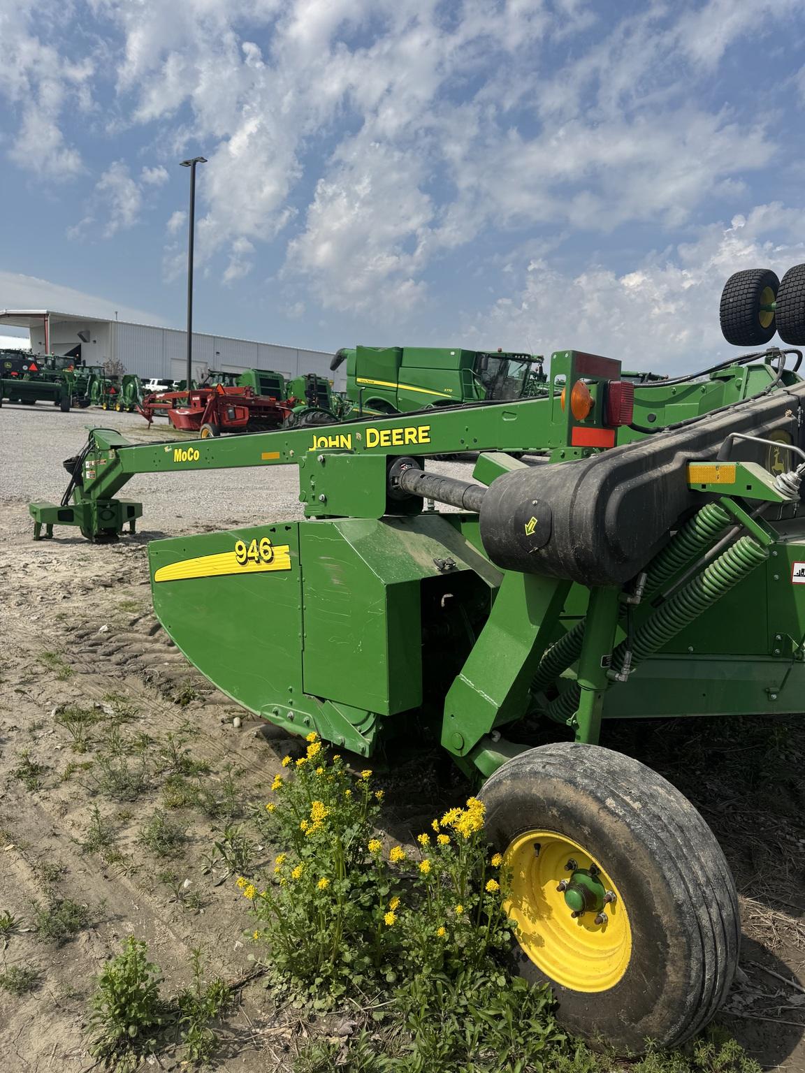 2020 John Deere 946 Image