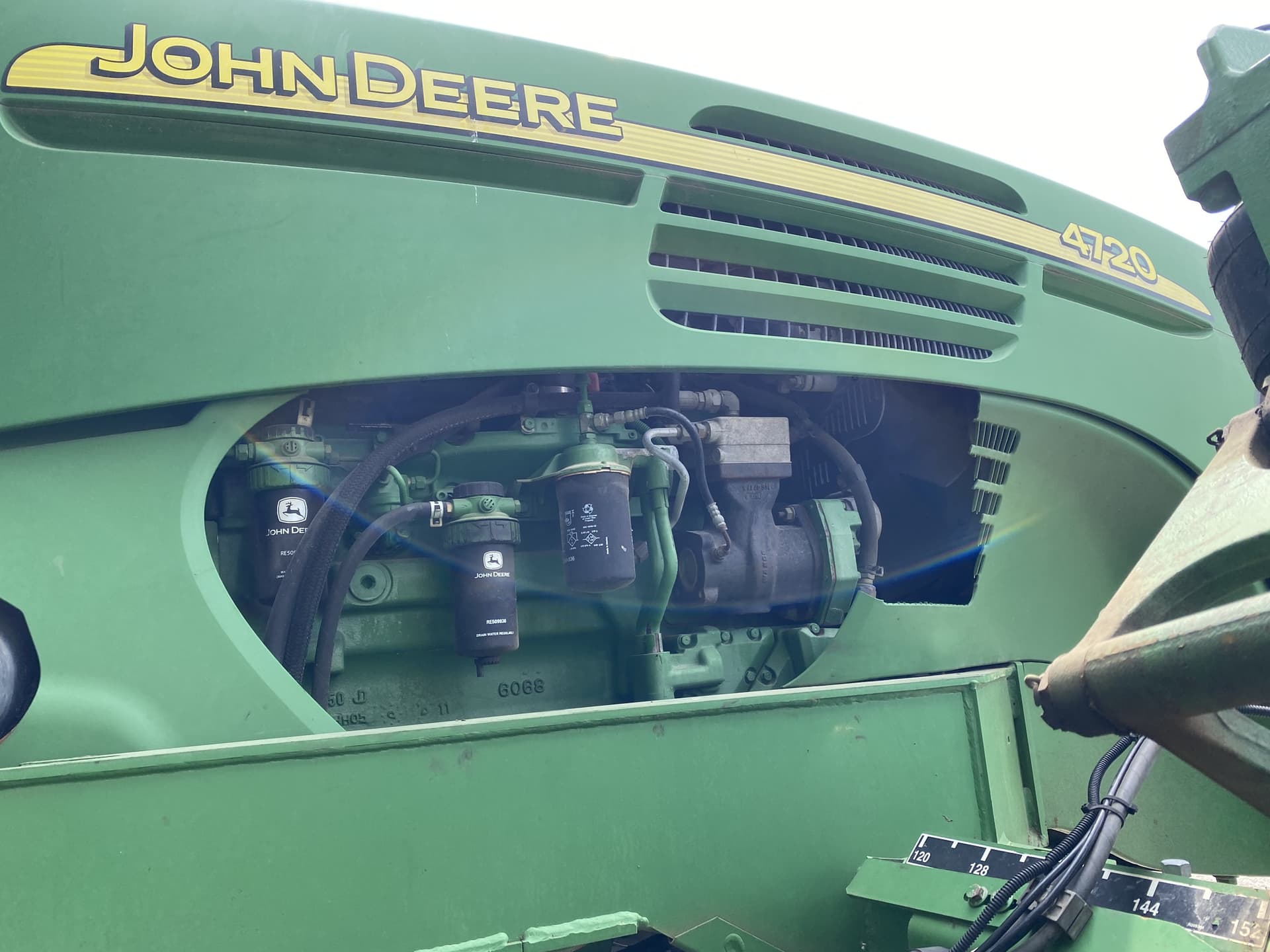 2006 John Deere 4720