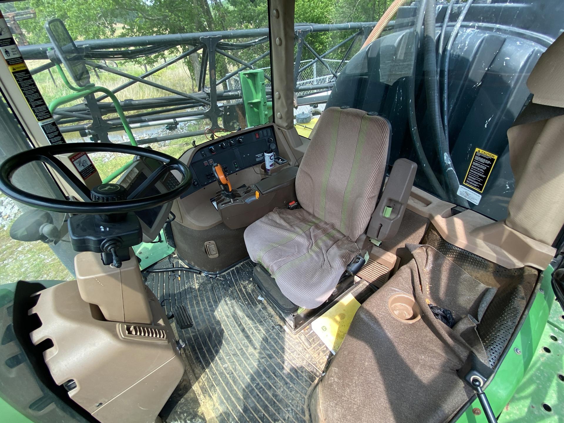 2006 John Deere 4720 Image
