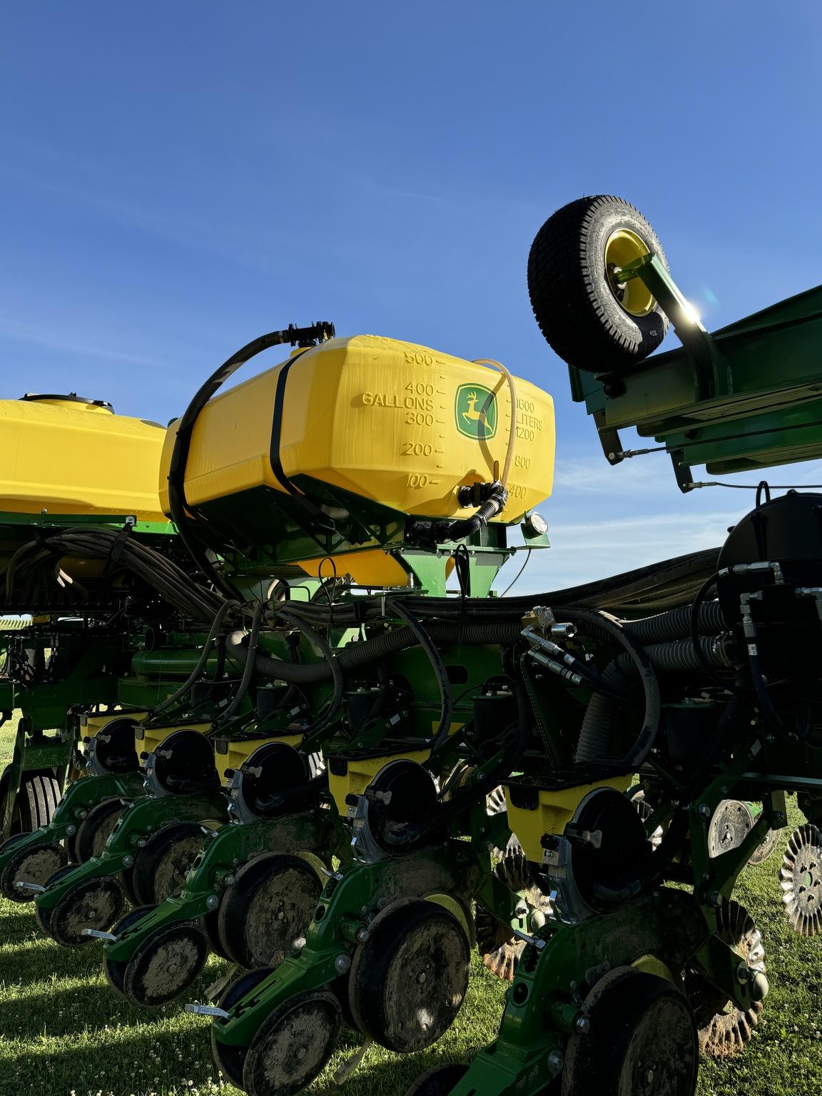 2024 John Deere 1775NT Image