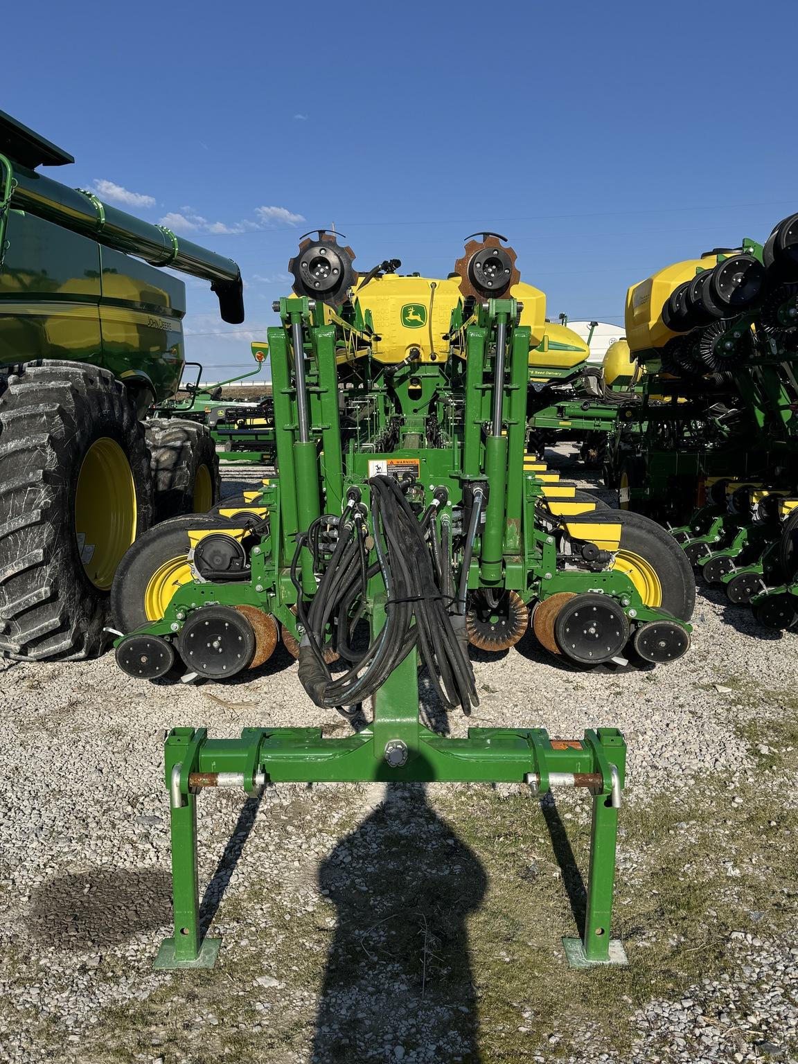 2024 John Deere 1775NT Image