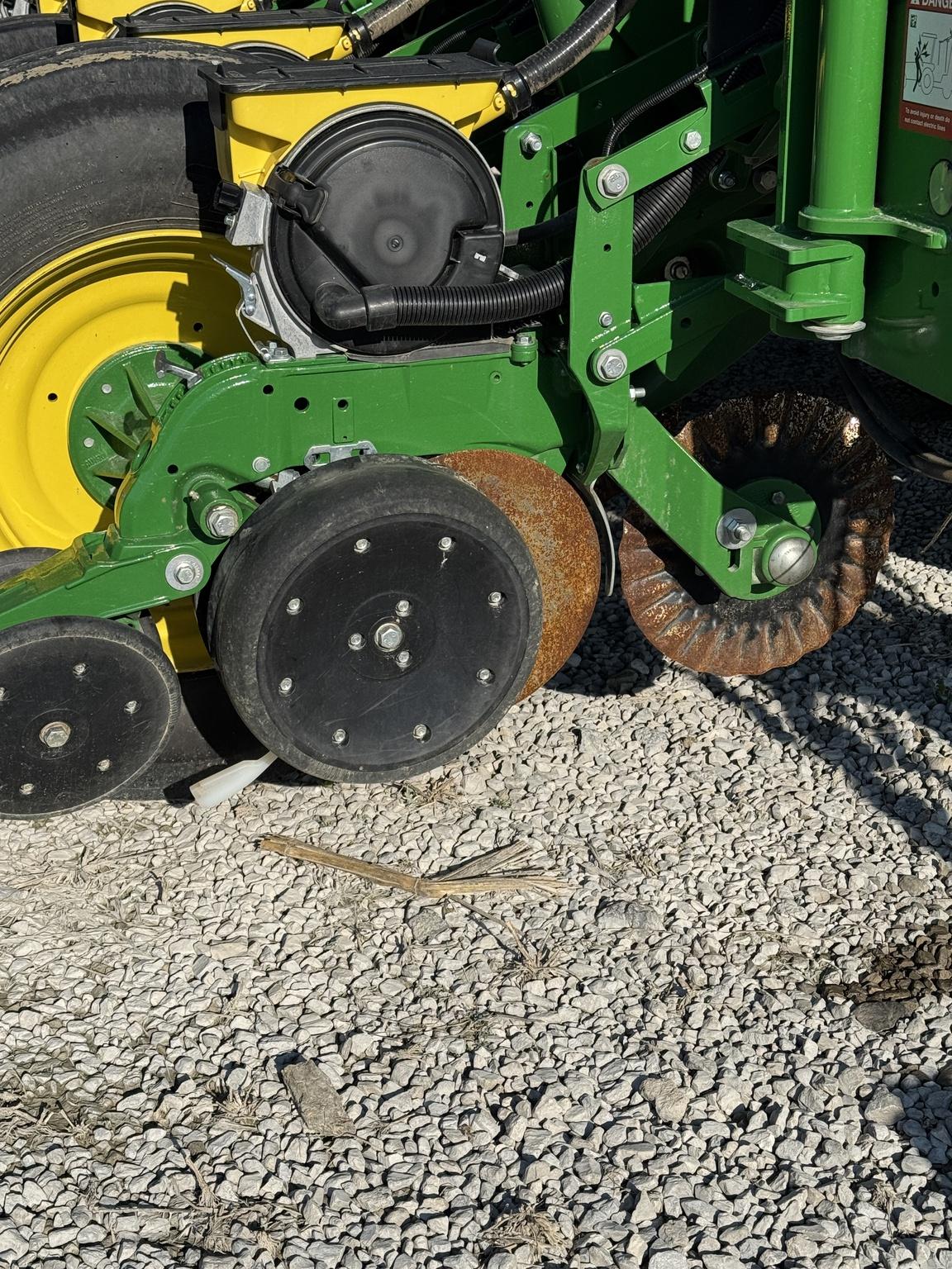 2024 John Deere 1775NT Image