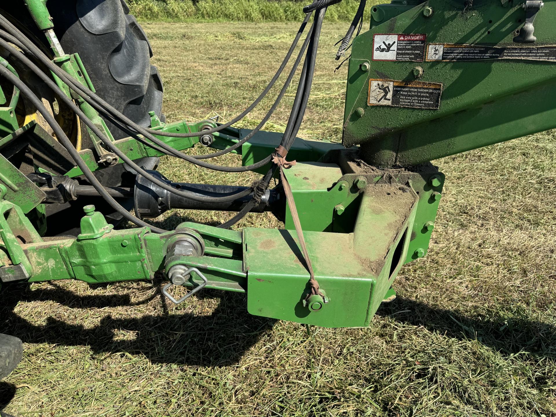 2018 John Deere 946 Image